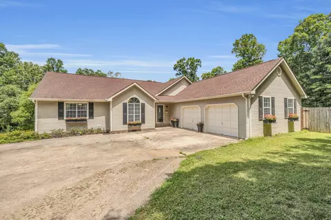 2327 Violette Dr, Soddy Daisy, TN 37379