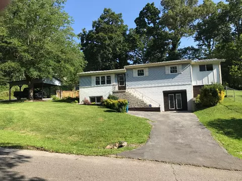 68 Robin Cir, Rossville, GA 30741