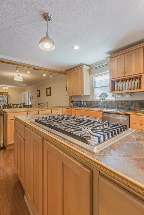 526 E Cook Dr, Chatsworth, GA 30705 photo 8