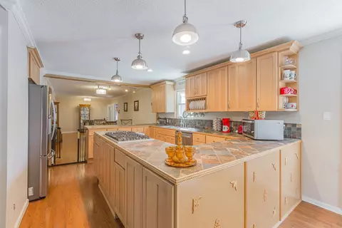 526 E Cook Dr, Chatsworth, GA 30705 photo 6