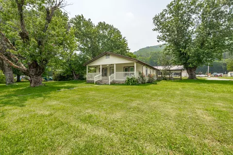 11735 Old Back Valley Rd, Soddy Daisy, TN 37379