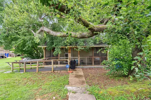 1755 NE Greenwood Ave, Cleveland, TN 37311