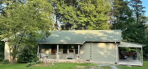 111 Deerhead Rd, Dunlap, TN 37327