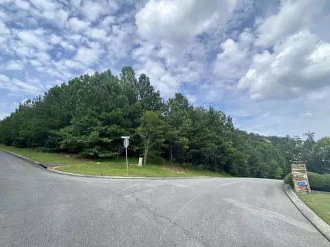 239 Hillside Dr, Rocky Face, GA 30740