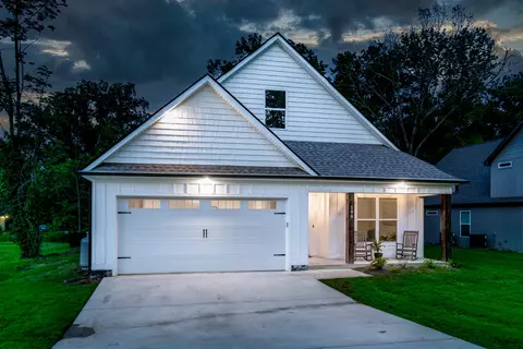 199 Lake Ave, Ringgold, GA 30736