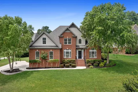 3195 Grassy Cove Ln, Ooltewah, TN 37363