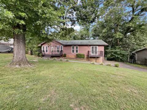 6221 Celtic Dr, Chattanooga, TN 37416