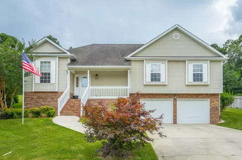 9779 Berry Meadow Way, Soddy Daisy, TN 37379