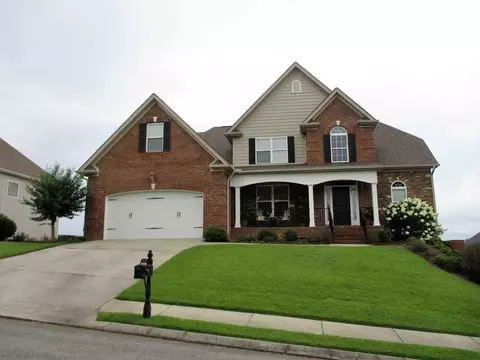 9590 Wiltshire Dr, Ooltewah, TN 37363