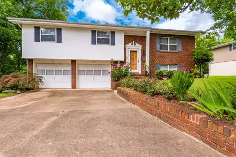 1632 Lisa Lynn Dr, Hixson, TN 37343