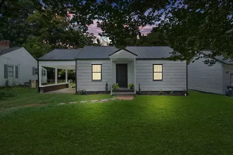 611 Carden Ave, Rossville, GA 30741