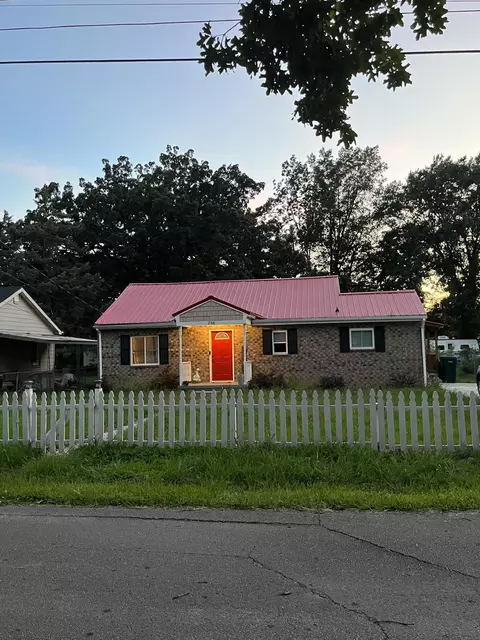 238 Everglades Blvd, Rossville, GA 30741