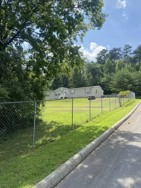 292 Byrd Rd, Dayton, TN 37321 photo 2