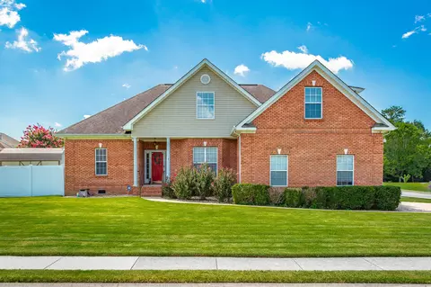 828 Westin Ct, Chattanooga, TN 37421