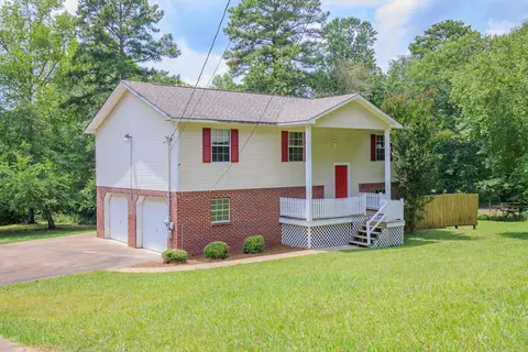 47 Lisbon Rd, Chickamauga, GA 30707