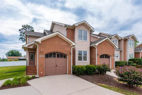 2530 Saint Lucie Ct, Chattanooga, TN 37421