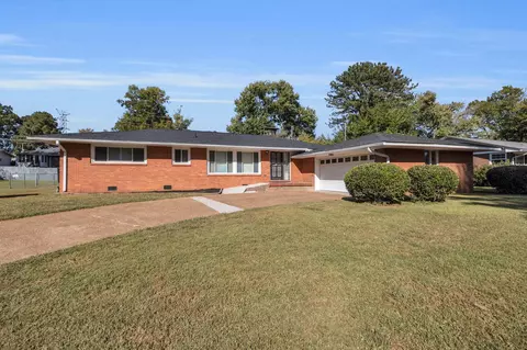 4717 Fairwood Ln, Chattanooga, TN 37416