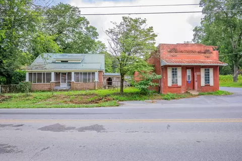1004 Chattanooga St, Lafayette, GA 30728