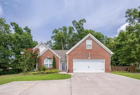 54 Easy St, Ringgold, GA 30736