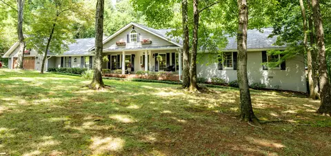 1727 Rock Bluff Rd, Hixson, TN 37343