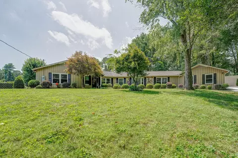 1918 Tibbs Ter, Dalton, GA 30720