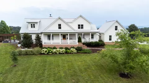6925 SE Spring Place Rd, Old Fort, TN 37362