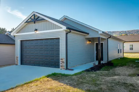 206 Norman Creek Rd, Evensville, TN 37332