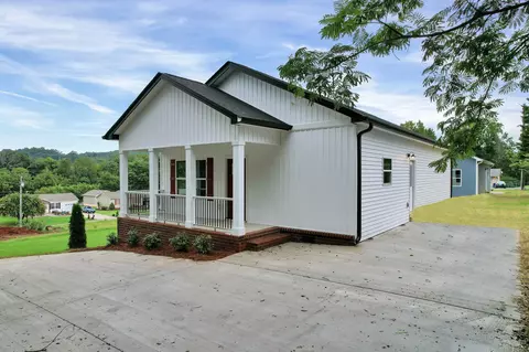 2651 SE Rogers Dr, Cleveland, TN 37323