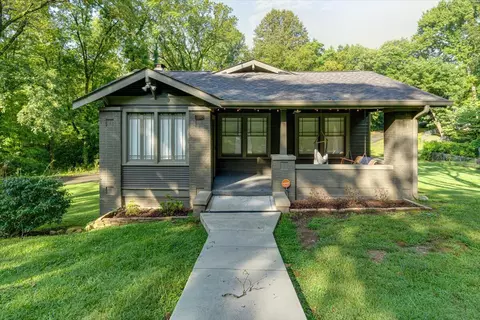 3200 Navajo Dr, Chattanooga, TN 37411