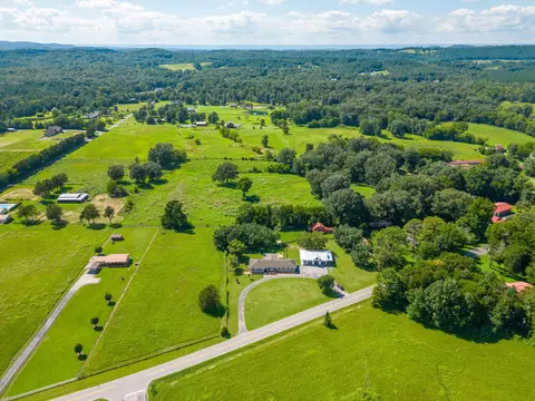 7947 NW Eureka Rd, Charleston, TN 37310