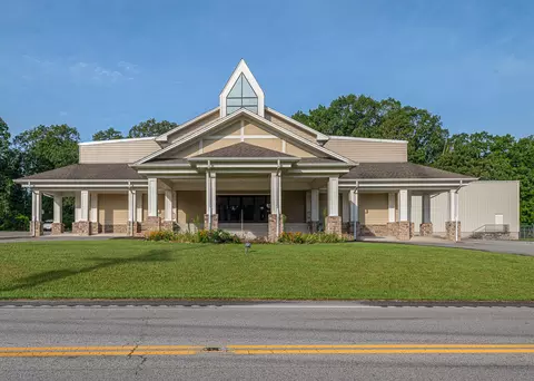 2809 Taft Hwy, Signal Mountain, TN 37377