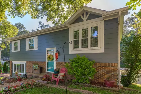 9032 Waconda Shore Dr, Chattanooga, TN 37416