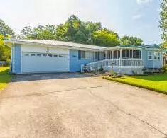 90 Sarah Lynn Ln, Fort Oglethorpe, GA 30742