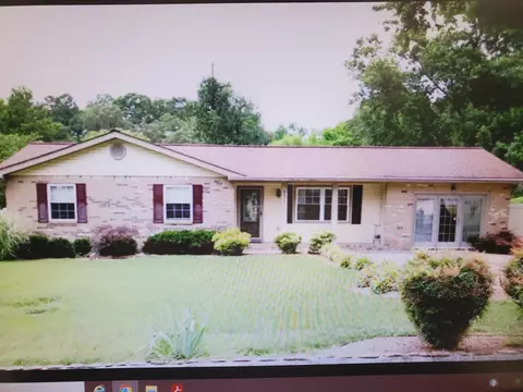 8877 Sedman Rd, Hixson, TN 37343