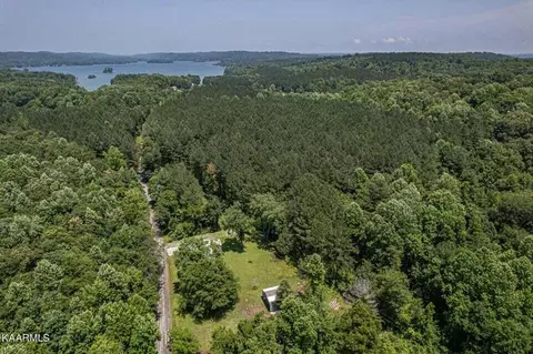 326 Doc Smith Rd, Spring City, TN 37381