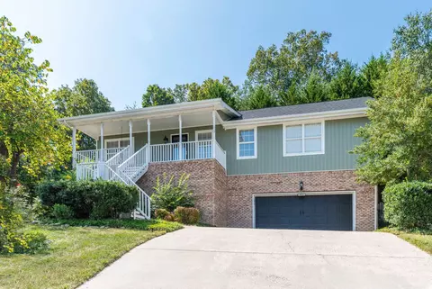 9914 Autumn Glen Dr, Soddy Daisy, TN 37379