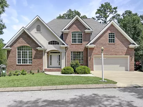 2619 Winter Garden Dr, Chattanooga, TN 37421