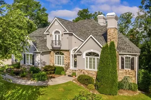 909 Harris Ln, Chattanooga, TN 37412