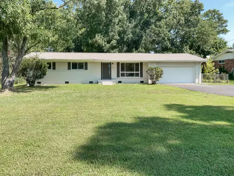 8117 Karr St, Chattanooga, TN 37421