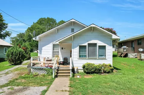 212 Central Ave, Athens, TN 37303