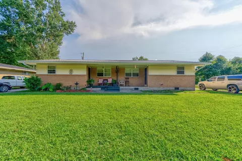 4206 Bennett Rd #A & B, Chattanooga, TN 37412