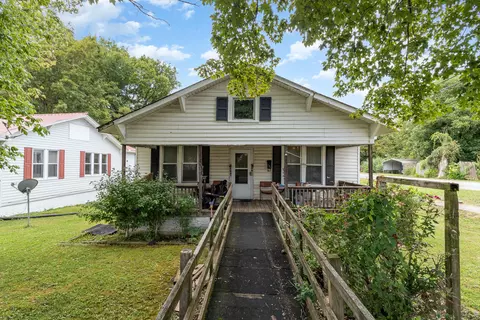 500 Pennsylvania Ave, Etowah, TN 37331