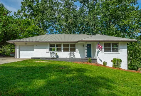 111 Perrin Ave, Rossville, GA 30741