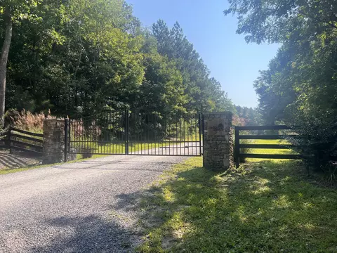 23 Walden Dr #23, Signal Mountain, TN 37377