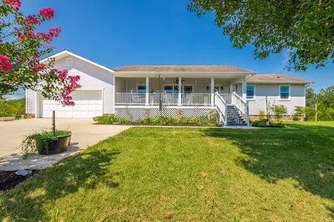 9751 Snow Hill Rd, Ooltewah, TN 37363