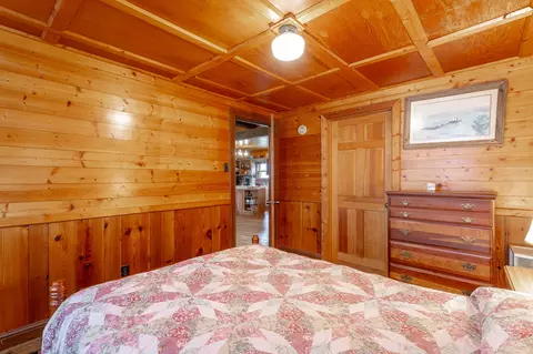 Bedroom - 22 Walnut St, Kimball, TN 37347 photo 3 of 7
