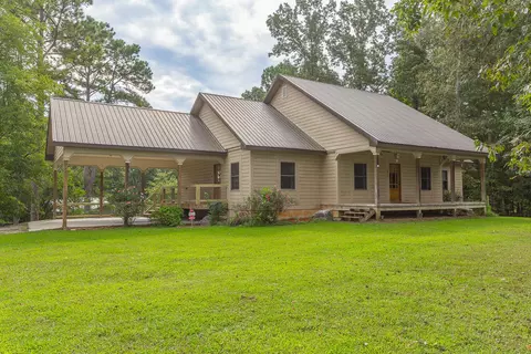 275 Sequatchie Trl, Lafayette, GA 30728
