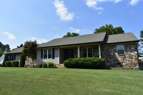 158 Battlefield Cir, Ringgold, GA 30736