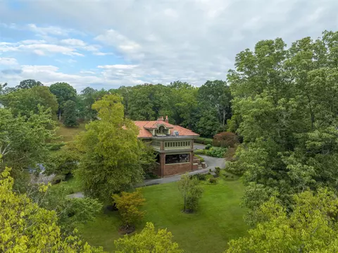 1661 Hillcrest Rd, Chattanooga, TN 37405