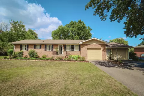 74 Janet Dr, Rossville, GA 30741